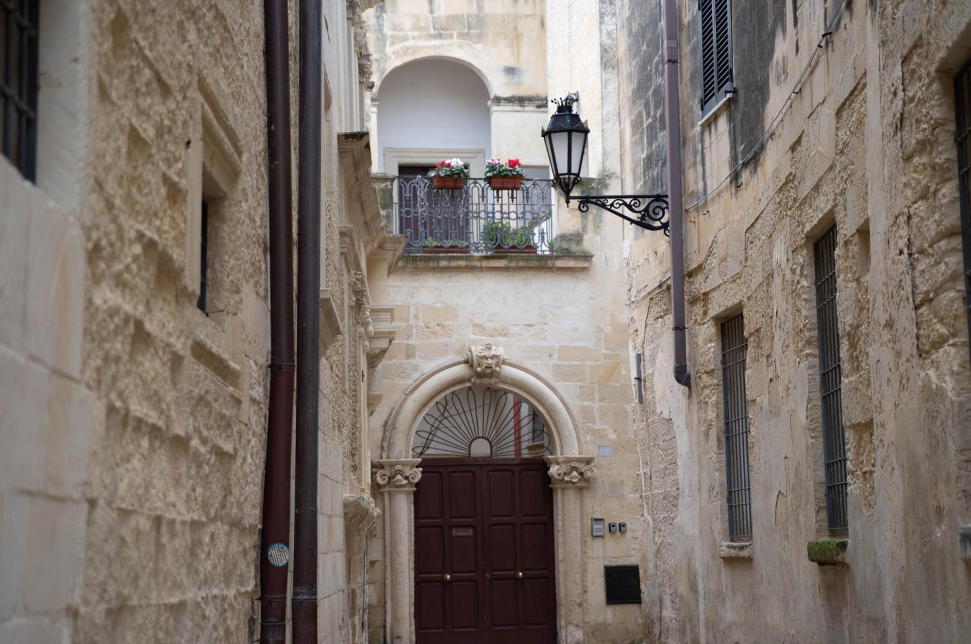 Victoria Apt - Historical Centre Lecce Exteriör bild